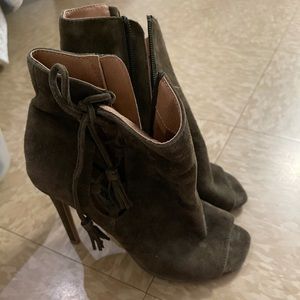 Green Steve Madden peep toe